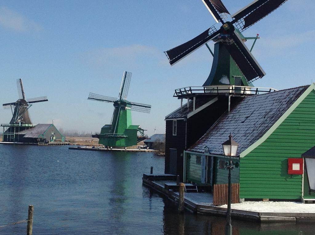 Stay Overnight At Windmill Village Zaanse Schans - Amsterdam Zaandam Exteriör bild