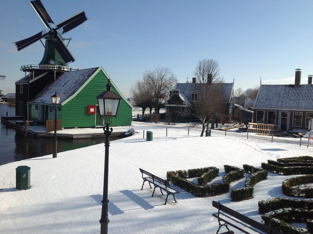 Stay Overnight At Windmill Village Zaanse Schans - Amsterdam Zaandam Exteriör bild
