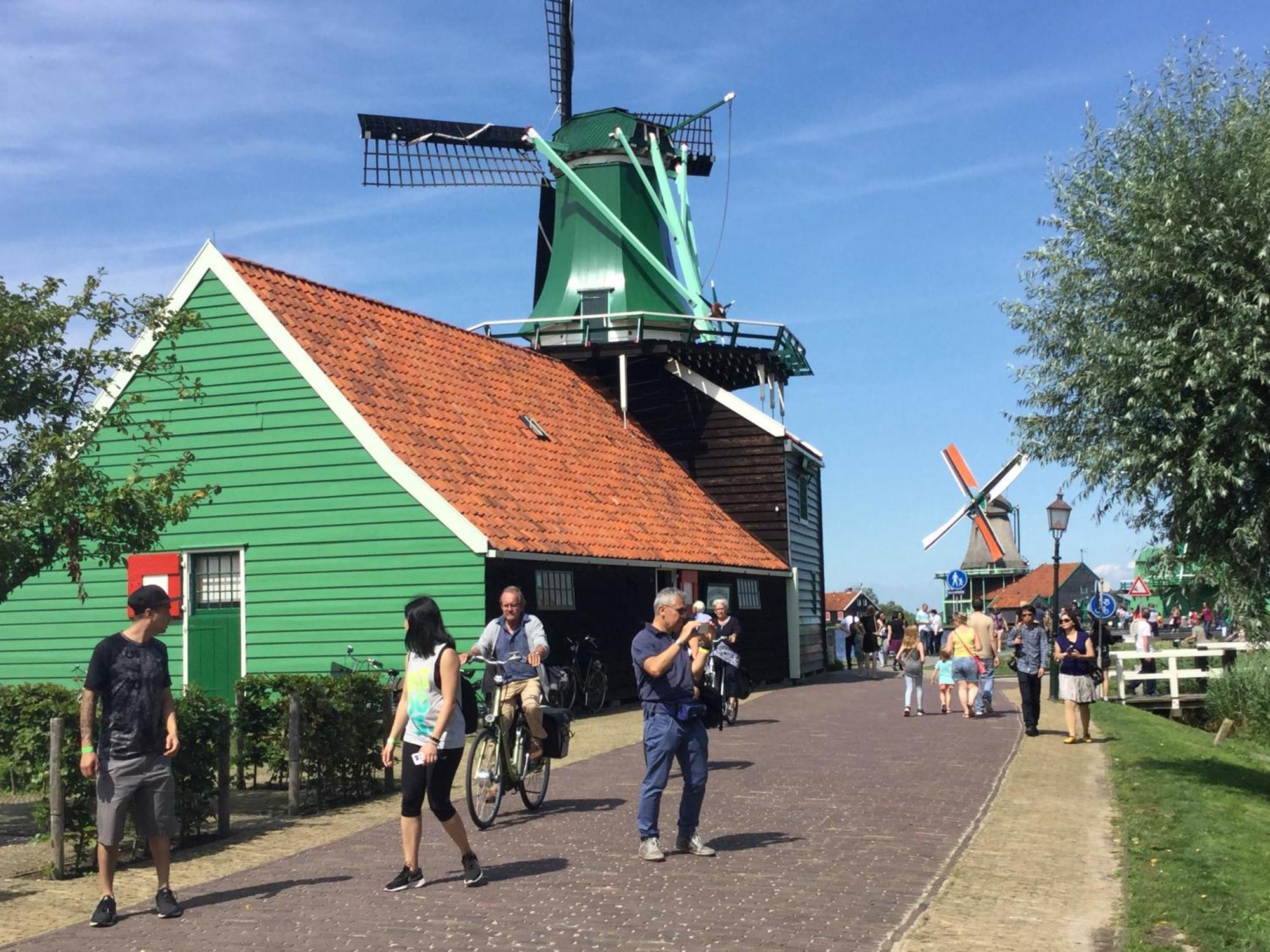 Stay Overnight At Windmill Village Zaanse Schans - Amsterdam Zaandam Exteriör bild