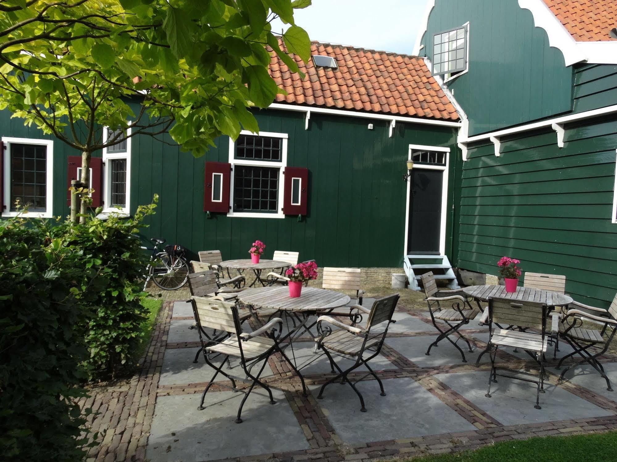 Stay Overnight At Windmill Village Zaanse Schans - Amsterdam Zaandam Exteriör bild